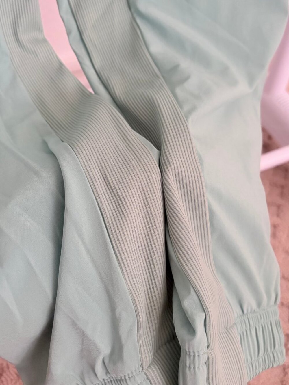 NWT Athleta Brooklyn Jogger Pants Mint Green - 8 - Picture 4 of 4